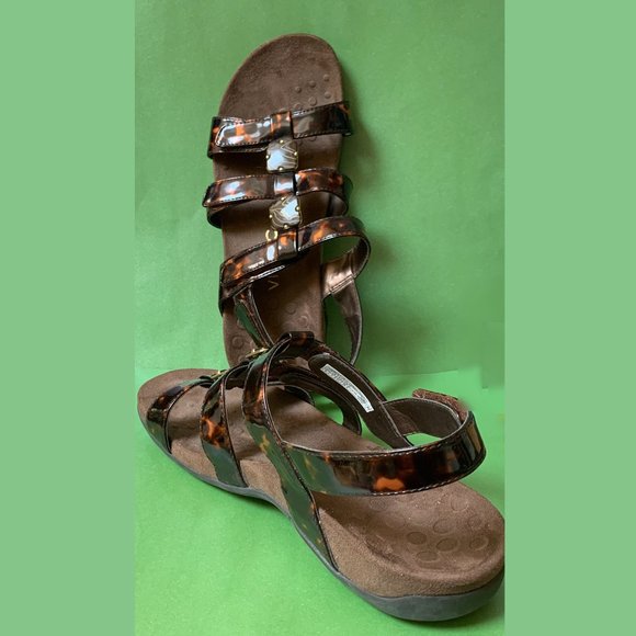 Vionic Amber Tortoise Leather Adjustable Sandal - Picture 2 of 9